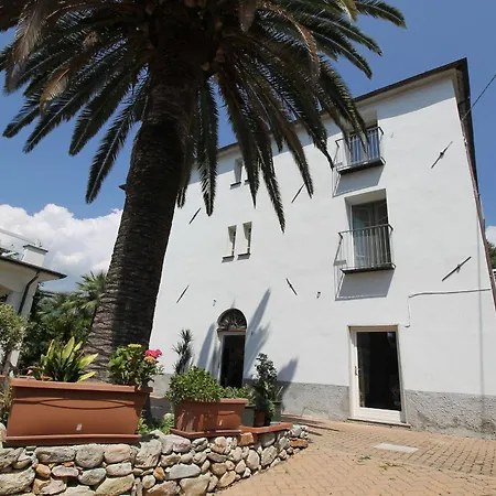 La Corte Natural Gasthof Pietra Ligure